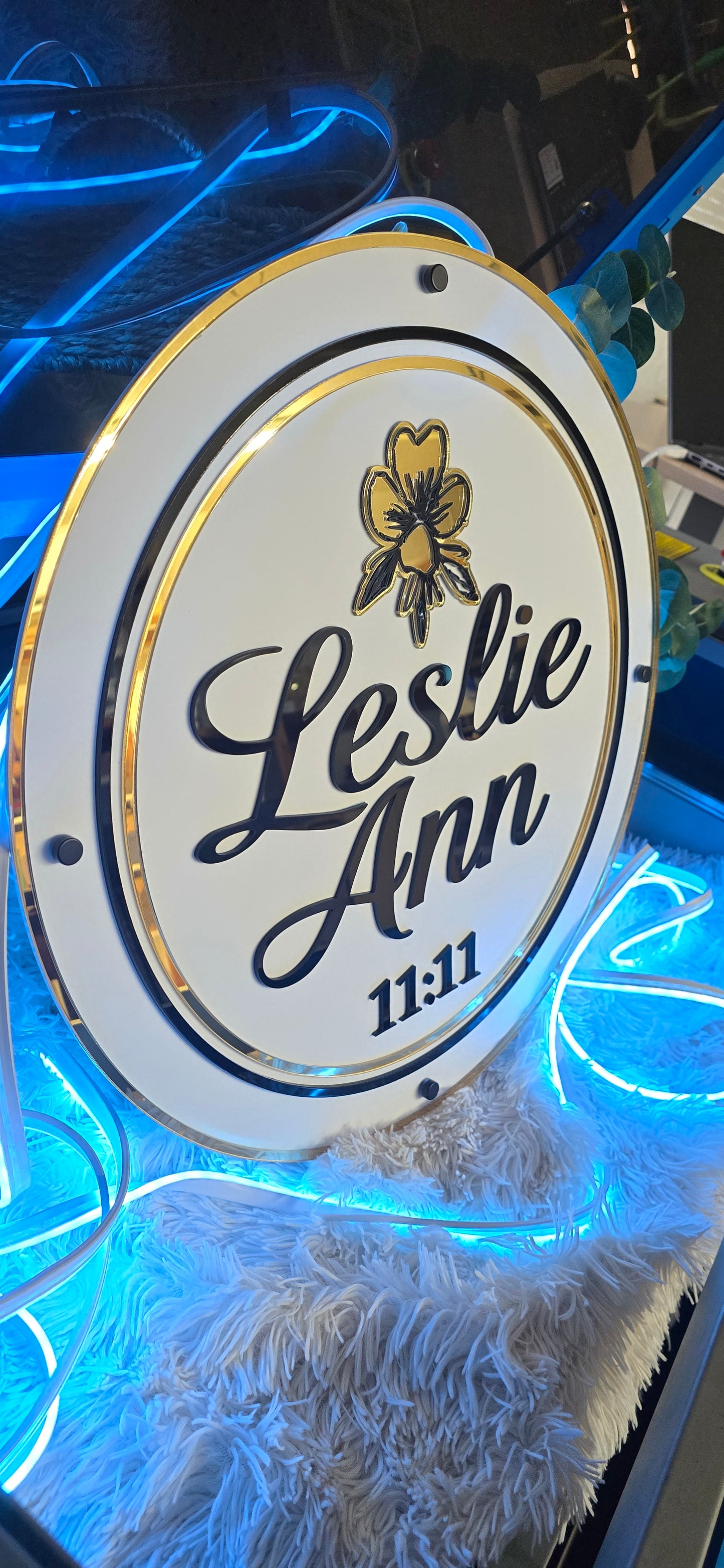 20" Round Acrylic Name Sign