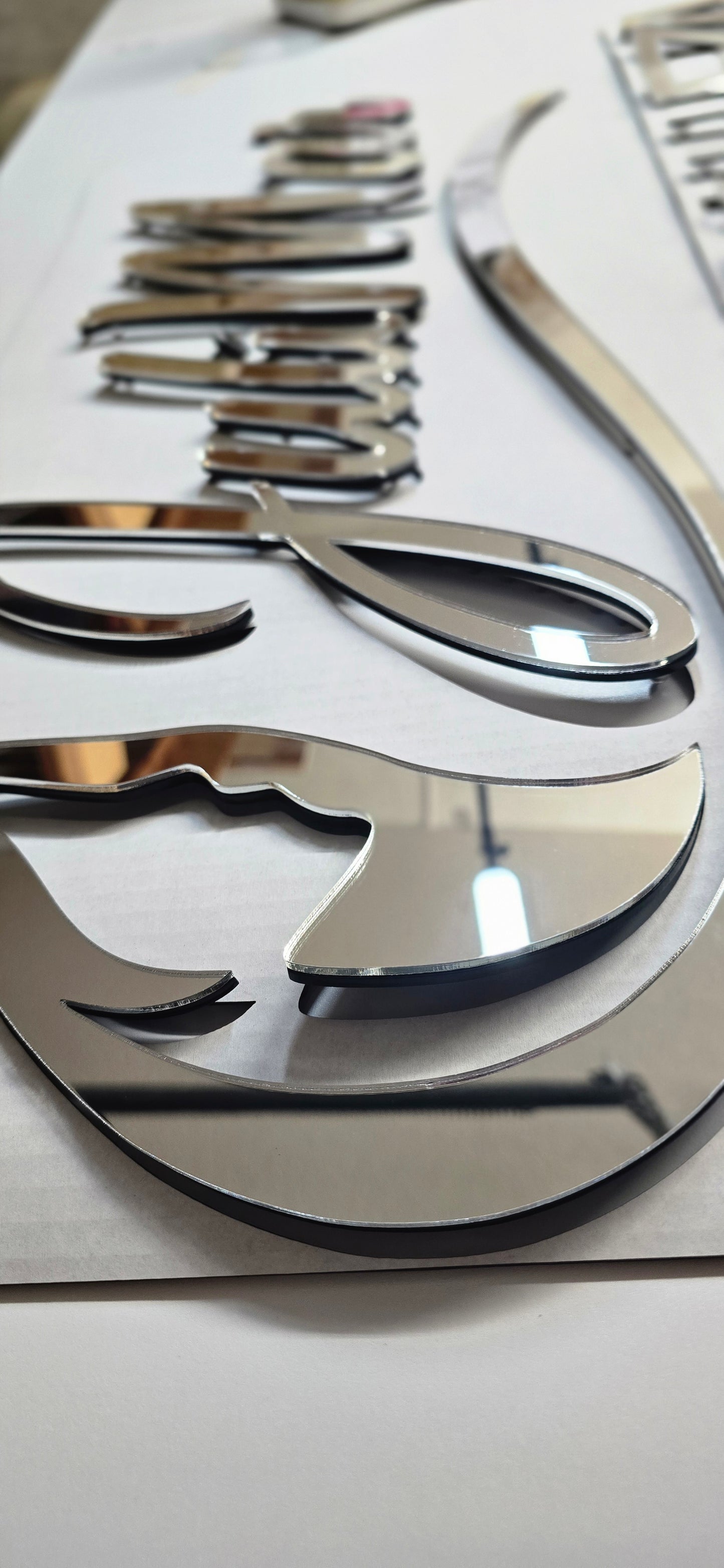 Custom Layered Beauty Salon Logo| mirror layered sign